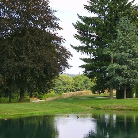 Holiday Le Cheneau Hébergement de vacances